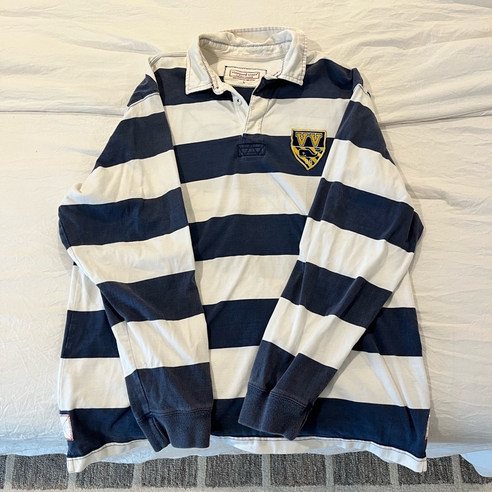 Vineyard Vines polo shirt Size L